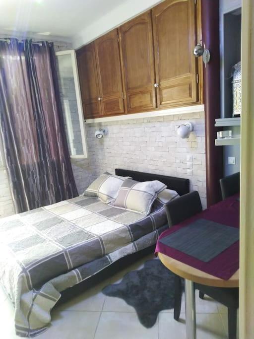 Studio Ideal Pour Deux Voyageurs Sur Μασσαλία Εξωτερικό φωτογραφία