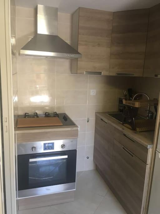 Studio Ideal Pour Deux Voyageurs Sur Μασσαλία Εξωτερικό φωτογραφία